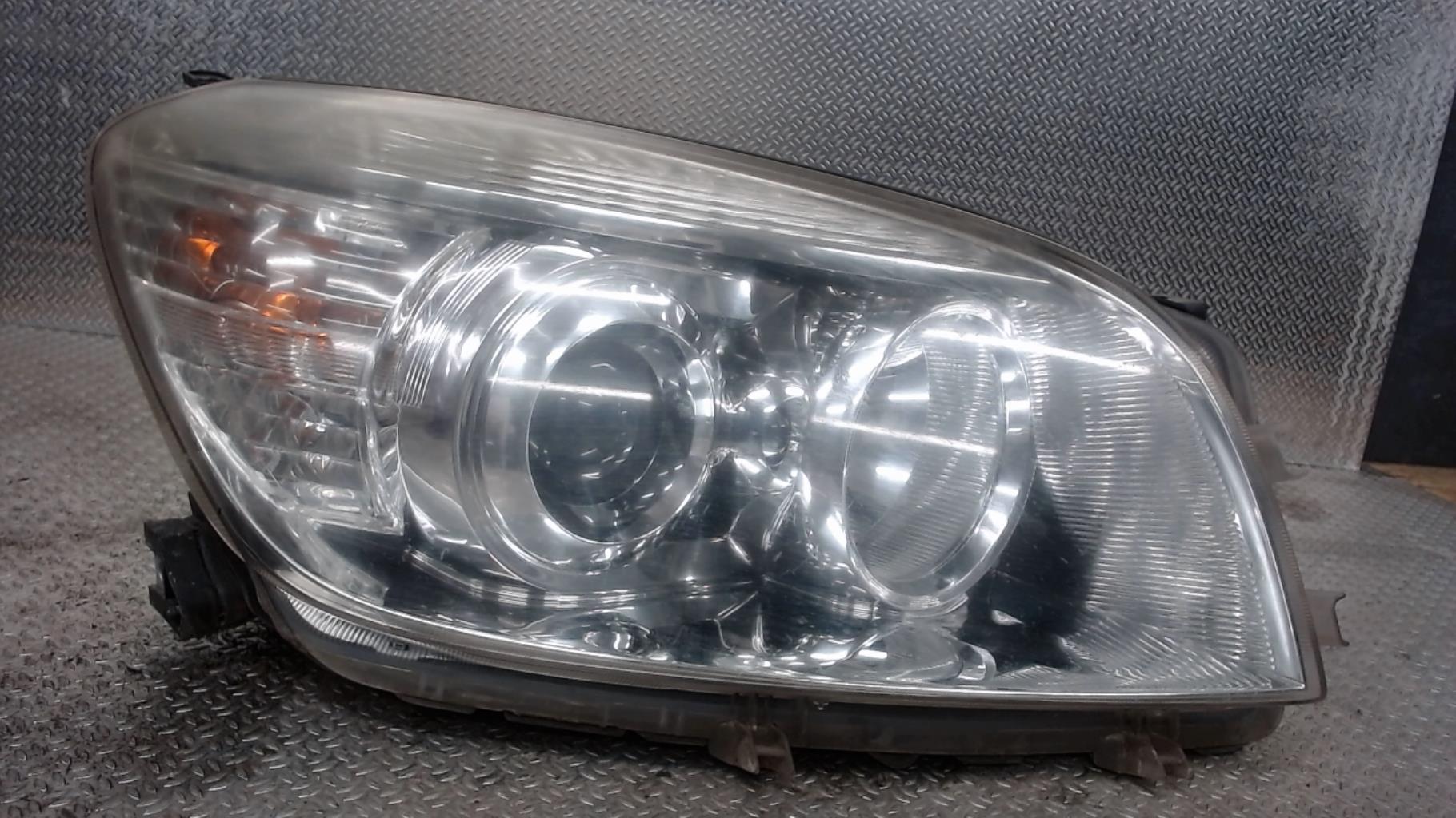 Optique Avant Principal Droit Feux Phare TOYOTA RAV4 3 PHASE 1