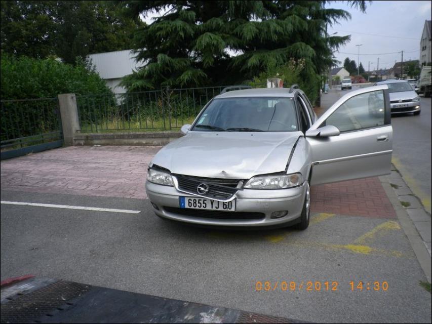 Foto pieza de coche