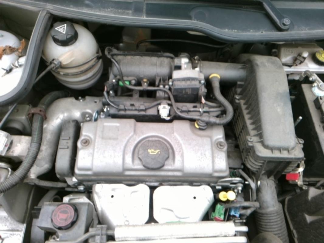  Moteur  PEUGEOT 206  Essence