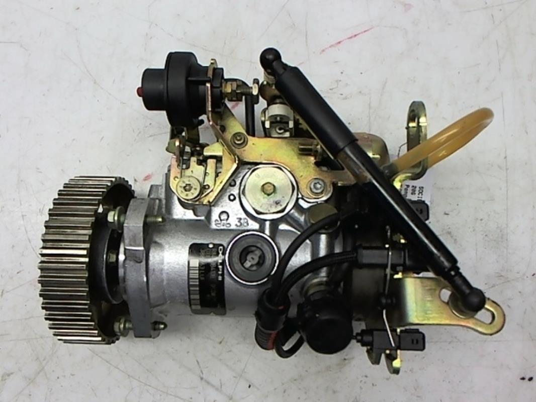 Pompe à injection PEUGEOT 206 Diesel