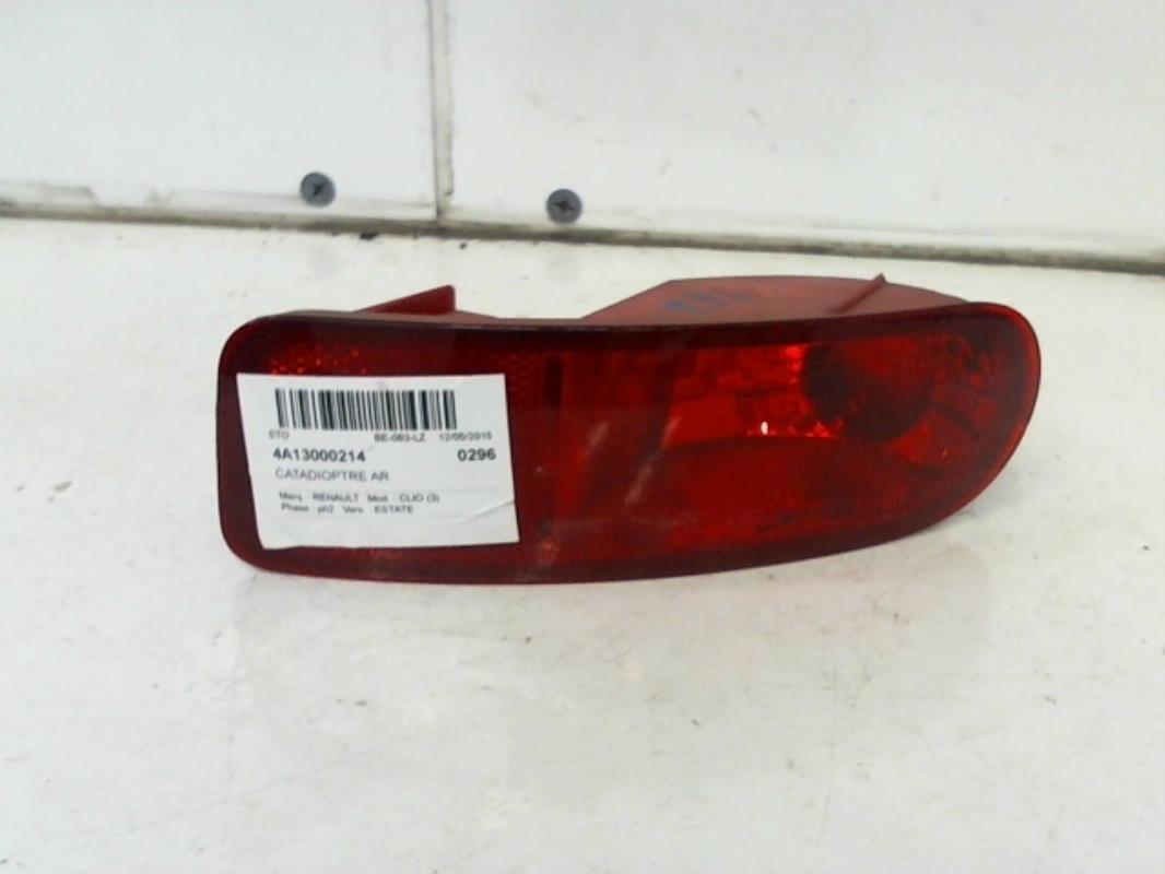 Catadioptre arriere droit RENAULT CLIO III ESTATE PHASE 2 Diesel