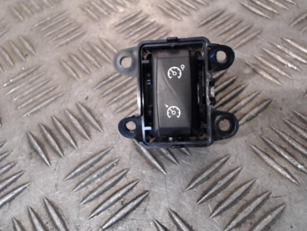 Regulateur De Vitesse Laguna 3 Ne Fonctionne Plus Commande regulateur vitesse RENAULT LAGUNA III PHASE 1 Diesel
