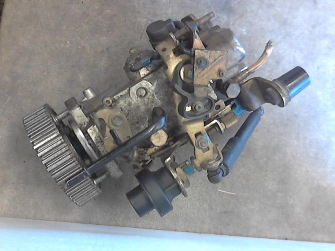 Pompe à injection PEUGEOT 206 Diesel