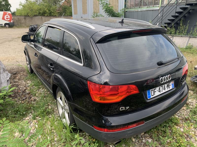 Audi q7 bug