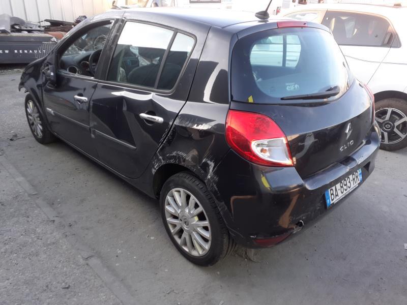 Feu arriere stop central RENAULT CLIO 3 PHASE 2 Diesel
