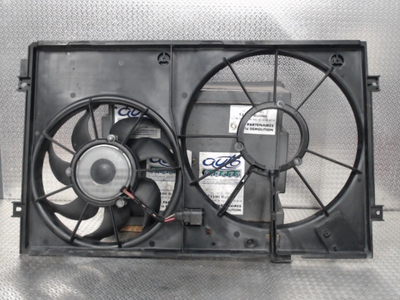 Ventilateur Refroidissement Moteur de Radiateur pour Audi A3 8P VW Golf 5 6  Seat