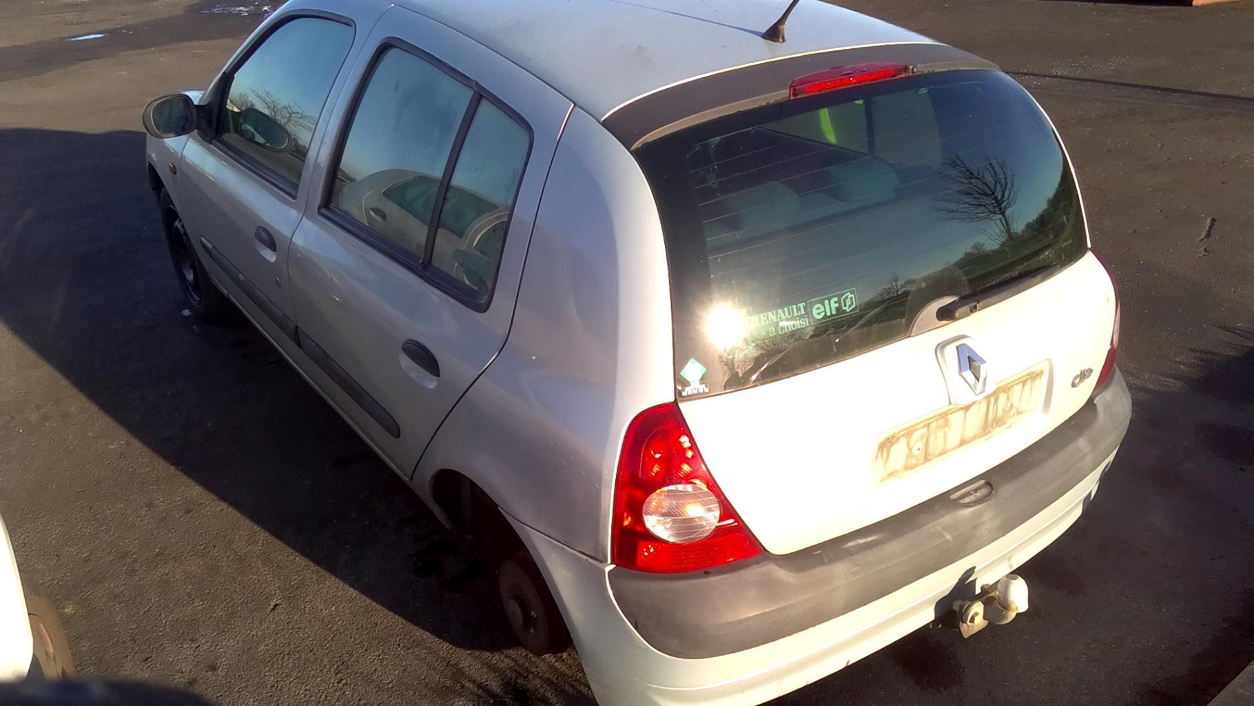 Feu arriere stop central RENAULT CLIO 2 PHASE 2 Essence