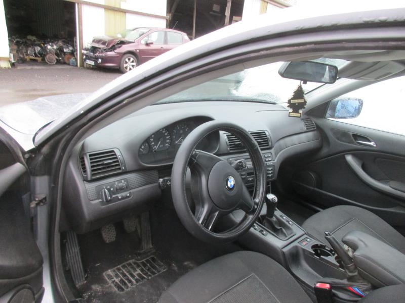 Grand Détail - 🚘 Remise à neuf intérieur, BMW 330d E46. 💫