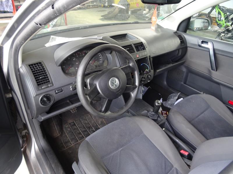 Compteur pour VOLKSWAGEN POLO IV (9N3) PHASE 2