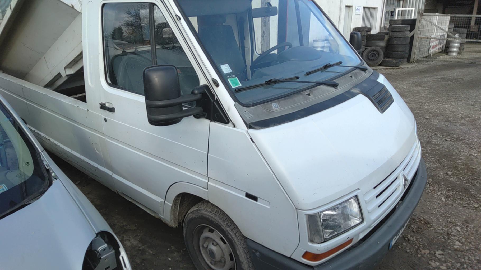 Capot RENAULT TRAFIC 1 PHASE 3 Diesel occasion Opisto