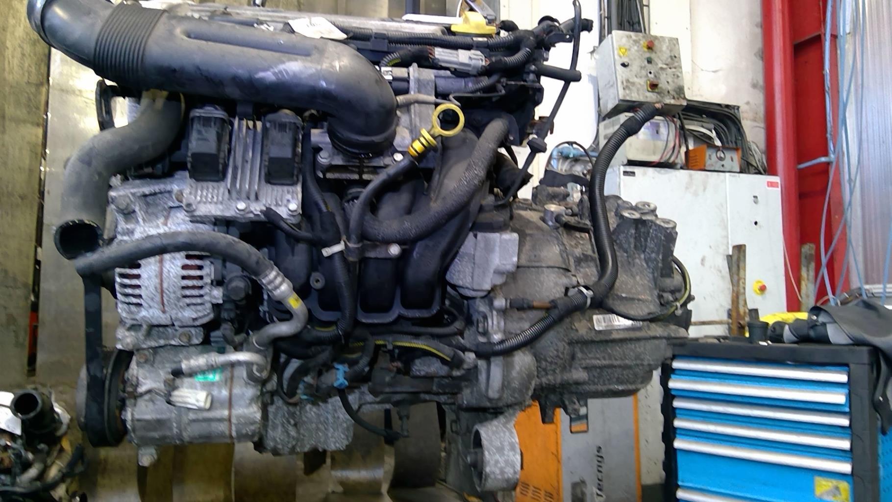 moteur vauxhall 2.3 essence 